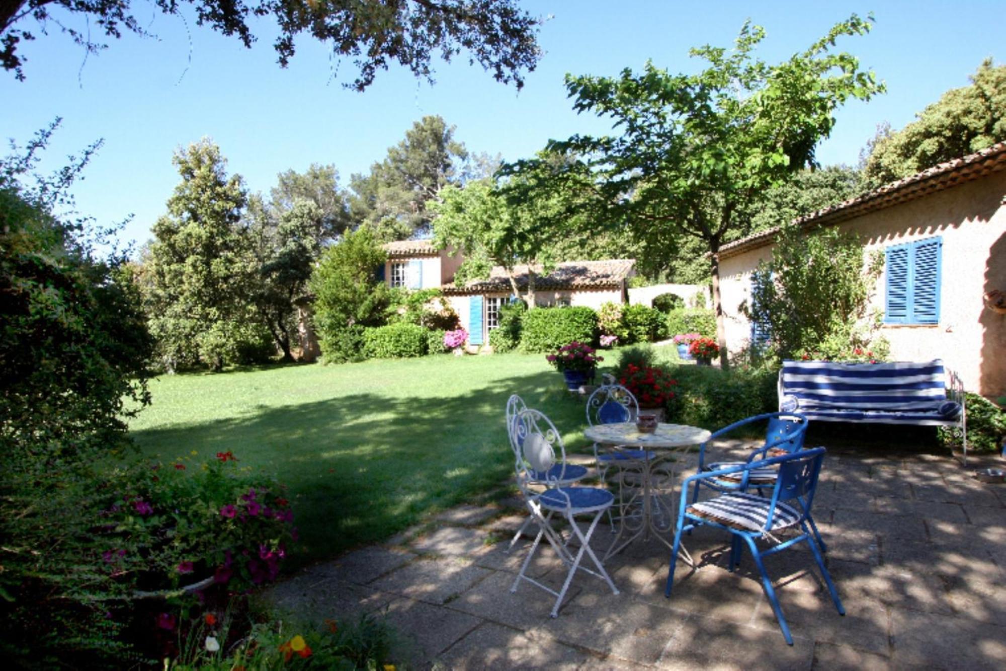 Saint-Marc-Jaumegarde La Ferme B&B 외부 사진